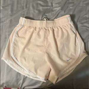 womens nike shorts